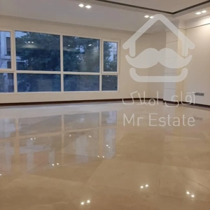 150 متر / تاپ لوکیشن پاسداران