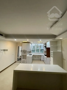 فروش 90 متری اختیاریه