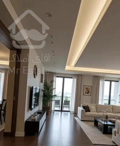 ۱۳۰متر،۳ خواب/فول،نزدیک مترو/زیرفی صارمی حافظ