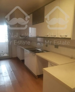 ۸۲متر۲خوابه  تمیز