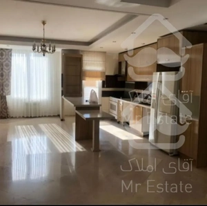 140 متر / سه خواب / پونک/ سازنده به نام