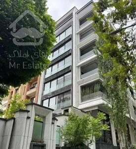 سجاد/۳۳۰متر/ از دوجهت نورگیر / فول امکانات