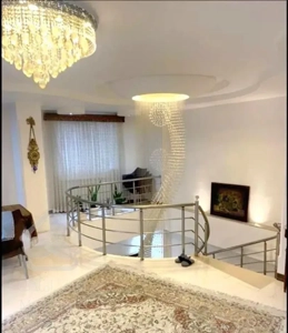 پنت دوبلکس ۲۷۱ متری  + روف گاردن  خیابان بابل