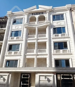 نوسازگلستان/99متر/نما رومی جذاب/در بهترین موقعیت