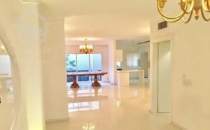 زعفرانیه تاپ لوکیشن/140متر2خواب/استخر روباز