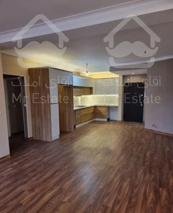 ۱۰۰ متر، ۲خواب، زیبا، سالن بزرگ و نورگیر