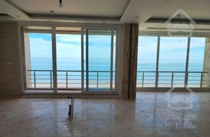 آپارتمان۲۱۰متری/قواره‌اول‌ساحل/همه‌طبقات‌فروشی/نور