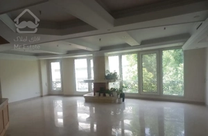 رهن آپارتمان ۲۳۰ متری ۴ خوابه با تراس قابل چیدمان