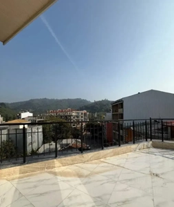 پنت هاوس با 30متر تراس ویو شیطان کوه لاهیجان