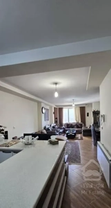 آپارتمان ۱۰۰متر/شخصی ساز/بلوار جمهوری/الهیه