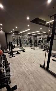 220 مـتـر / 3 پـارکـیـنـگ / کـلید نـخـورده