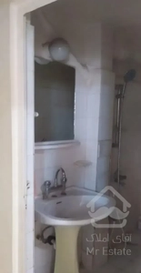 70 متر زیر همکف روبروی سفارت انگلیس