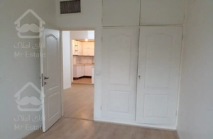 ۷۰متر/فول امکانات/رو به افتاب/در الاله