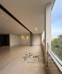۳۰۰متر صاحبقرانیه - سازه بین المللی Luxurious