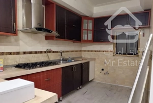 105 ابتدای خیابان  دربند ویو  «بدون مشرف»