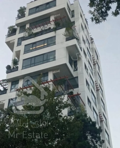 نیاوران ۳۰۰ متر برج باغ/ سوئیت مجزا