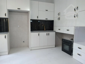 دروس 136 متر لوکیشن تاپ کلید نخورده