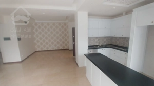 فروش 110 متری میدان ملت