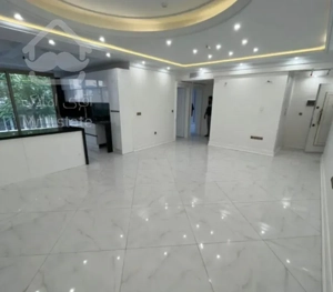 فروش اپارتمان زیر قیمت سالن پرده خور نور و نقشه عالی