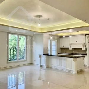 فروش اپارتمان۸۰ متر زیر قیمت سالن پرده خور نور و نقشه عالی