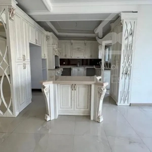 فروش اپارتمان ۱۱۰ متر فول امکانات سالن پرده خور رو به جنوب شهران