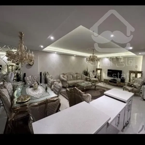 فروش اپارتمان زیر قیمت سالن پرده خور نور و نقشه عالی