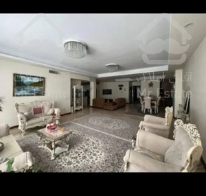 پاسداران 108 متر خوش پلان با نور گیری فوق العاده