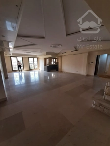 اجاره 210 متری ساقدوش