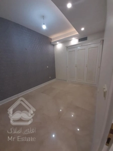 پاسداران 120 متری خوش پلان بدون پرتی