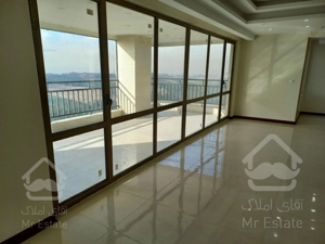 آپارتمان۲۴۱متری / ۳ خواب مستر/ ویو ابدی جنگل و دریاچه