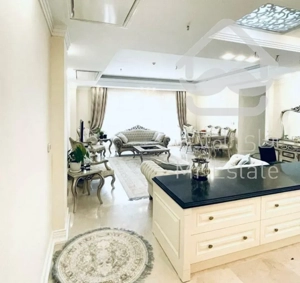 فروش 117 متر هروی بهترین لوکیشن