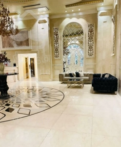 195 متر لوکیشن تاپ ساقدوش