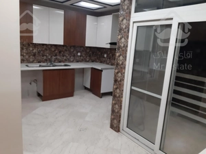 حسین آباد 105 متر کلید نخورده