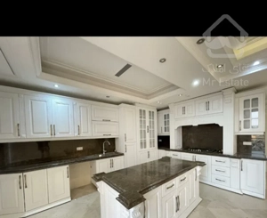 فروش 137 متری اختیاریه