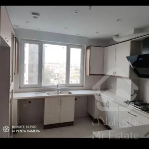 فروش اپارتمان  ۸۰ فول امکانات سالن پرده خور متریال برند