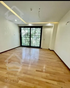 ۱۰۰ متر  چیتگر