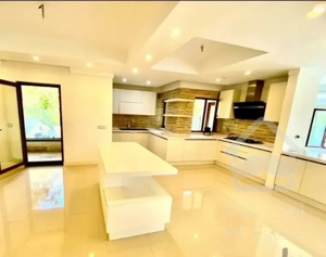 اجاره 170 متری پاسداران