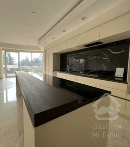 فروش 200 متری اختیاریه