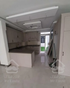 پاسداران 95 متر لوکیشن دنج