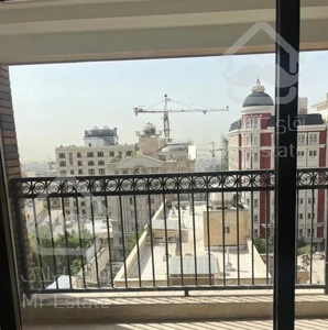 ۱۳۹متر/۳خواب/بهترین لوکیشن شهرک غرب