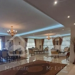 ۲۰۰ متر*۲ پارکینگ سندی*کم واحد*جنت اباد مرکزی