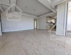 ۱۰۸ متر، ۲ پارکینگ سندی