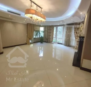 ۱۱۱ متر، ۳ ساله، تاپ لوکیشن، ۲ پارکینگ