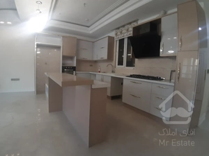 فروش 104 متری هروی