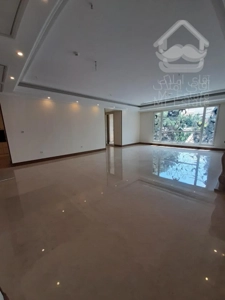 180 متری در پاسداران با امکانات