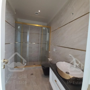 200متر / شمال کاخ/نوساز