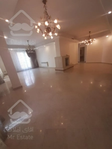 195 متری در دروس با امکانات