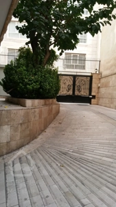 81 متری باغ فیض منطقه 5