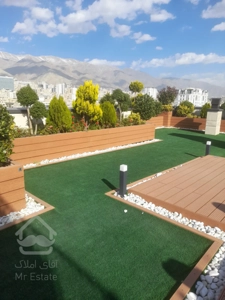 نبض زندگی در رونیکا پالاس نیایش جریان دارد.