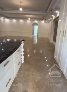 چیتگر فروش واحد۶۰متری دارای ویو دریاچه بهترین لوکیشن  منطقه